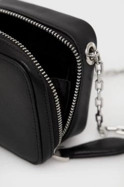 Τσάντες χιαστί Δερμάτινη τσάντα Karl Lagerfeld μαύρο -Karl Lagerfeld Εκπτώσεις unnamed file 283