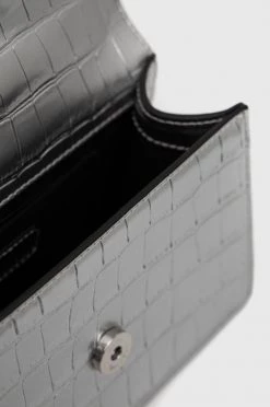 Τσάντες χιαστί Δερμάτινη τσάντα Karl Lagerfeld ασημί 11 Τσάντες χιαστί Δερμάτινη τσάντα Karl Lagerfeld ασημί -Karl Lagerfeld Εκπτώσεις unnamed file 93